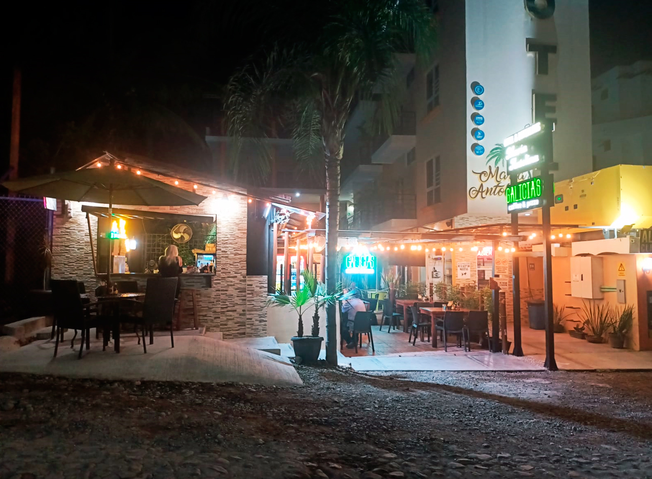 Galicia's Coffee and Pizza